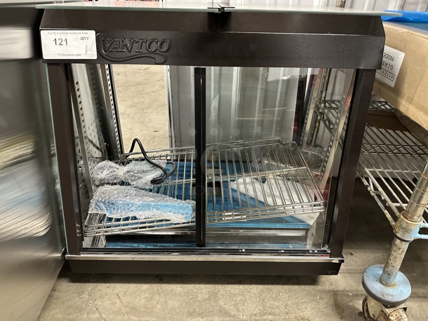 BRAND NEW SCRATCH AND DENT! 2023 Avantco 177HDC26 Metal Commercial Countertop 26" Heated Display Warmer Merchandiser. 120 Volts, 1 Phase.  - Image 4 of 5