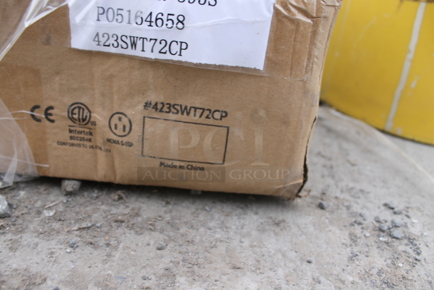 BRAND NEW IN BOX! ServIt SWT-72CP 72" High Wattage Strip Warmer with On/Off Toggle Controls and Cord. 120 Volts, 1 Phase.  - Image 6 of 6