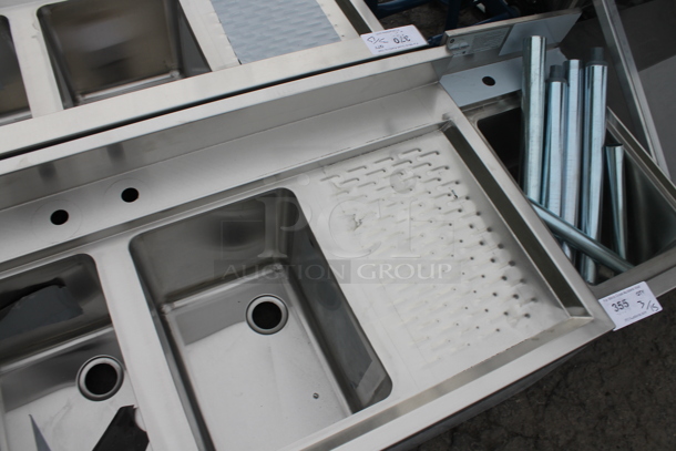 BRAND NEW SCRATCH AND DENT! Regency 600B42172213 Stainless Steel 4 Bowl Underbar Sink with Two Drainboards. Bays 10x14. Drain Boards 11x15 - Image 5 of 6