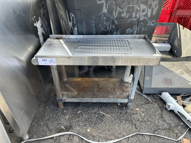 Stainless Steel Commercial Equipment Stand w/ Metal Under Shelf. - Image 1 of 3