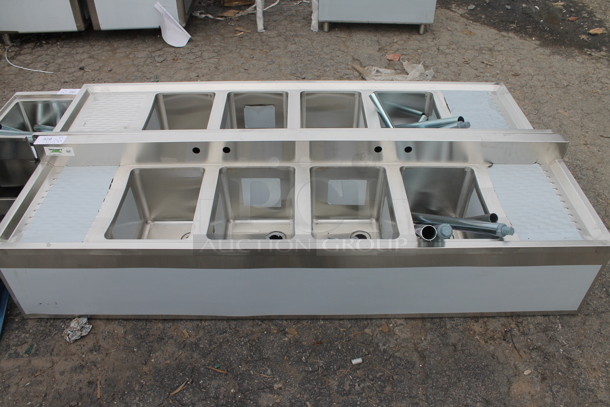BRAND NEW SCRATCH AND DENT! Regency 600B41014213 Stainless Steel 4 Bowl Underbar Sink with Two Drainboards. Bays 10x14. Drain Boards 11.5x15 - Image 2 of 6