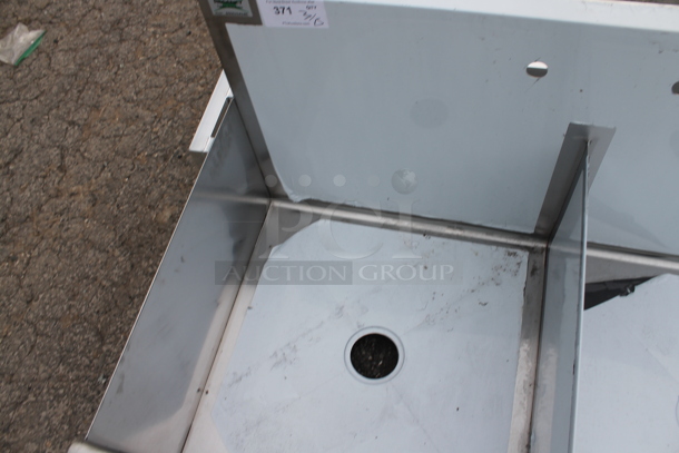 BRAND NEW SCRATCH AND DENT! Regency 600S22424S Stainless Steel 48" 16-Gauge Stainless Steel Two Compartment Commercial Utility Sink - 24" x 24" x 13" Bowl. No Legs - Image 3 of 5