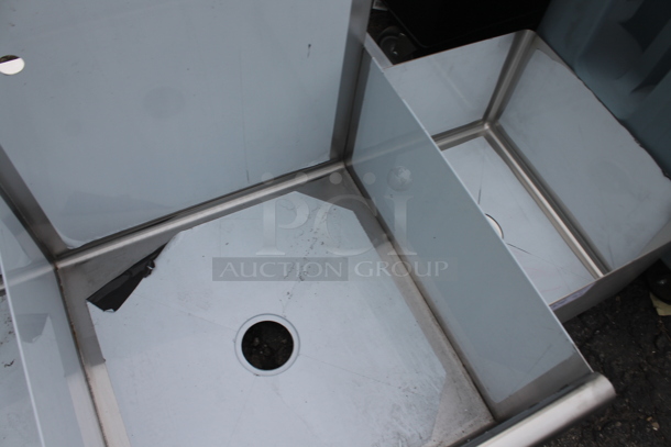 BRAND NEW SCRATCH AND DENT! Regency 600S22424S Stainless Steel 48" 16-Gauge Stainless Steel Two Compartment Commercial Utility Sink - 24" x 24" x 13" Bowl. No Legs - Image 4 of 5