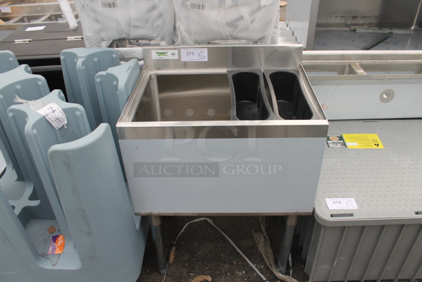 BRAND NEW SCRATCH AND DENT! Regency 600IB1824 Stainless Steel 18" x 24" Underbar Ice Bin - 77 lb. - Image 2 of 5
