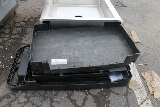 BRAND NEW SCRATCH AND DENT! Black Poly Cart - Image 1 of 3