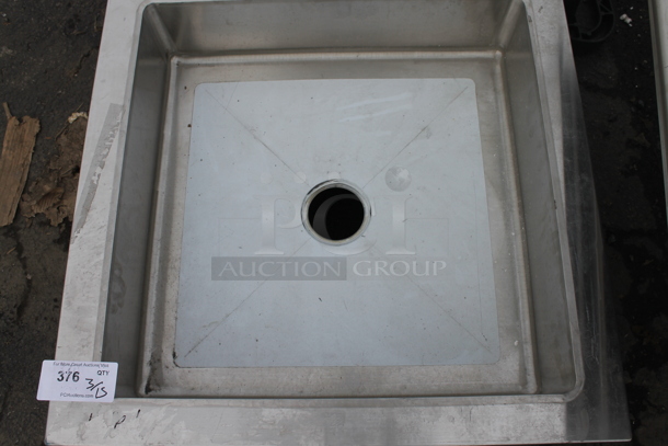 BRAND NEW SCRATCH AND DENT! Regency 600SM24246 Stainless Steel One Compartment Floor Mop Sink - 24" x 24" x 6" Bowl - Image 3 of 5