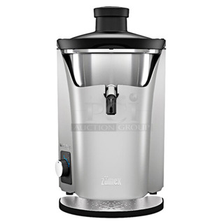 IN ORIGINAL BOX! Zumex Multifruit LED Stainless Steel Commercial Countertop Citrus Juicer. 115 Volts, 1 Phase. Tested and Working!