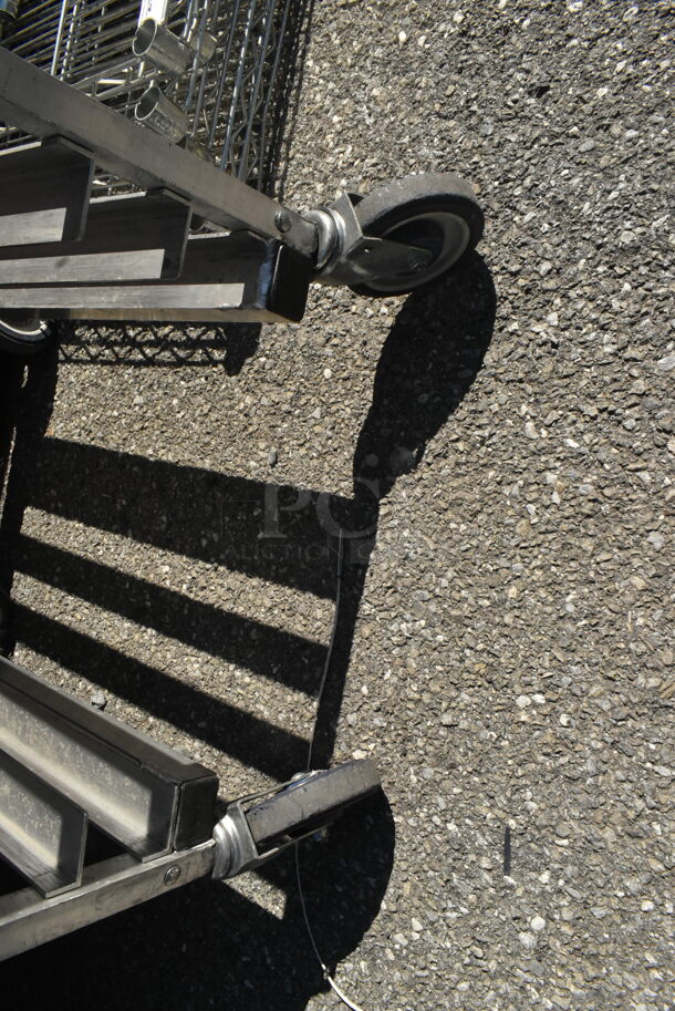 Metal Commercial Pan Transport Rack on Commercial Casters.  - Image 3 of 3