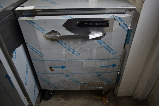 LIKE NEW! Victory VUF27HC Stainless Steel Commercial Single Door Undercounter Freezer on Commercial Casters. 115 Volts, 1 Phase. Tested and Working! - Image 4 of 7