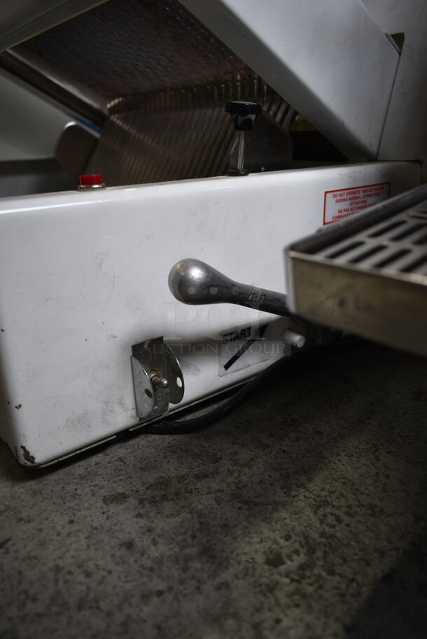 Berkel MB 1/2 Metal Commercial Countertop Bread Loaf Slicer. 115 Volts, 1 Phase. Tested and Working! - Image 6 of 7