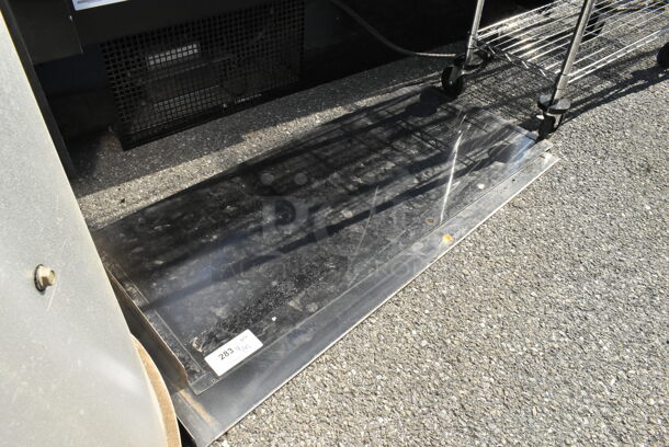2 Metal Panels. 2 Times Your Bid! - Image 2 of 2