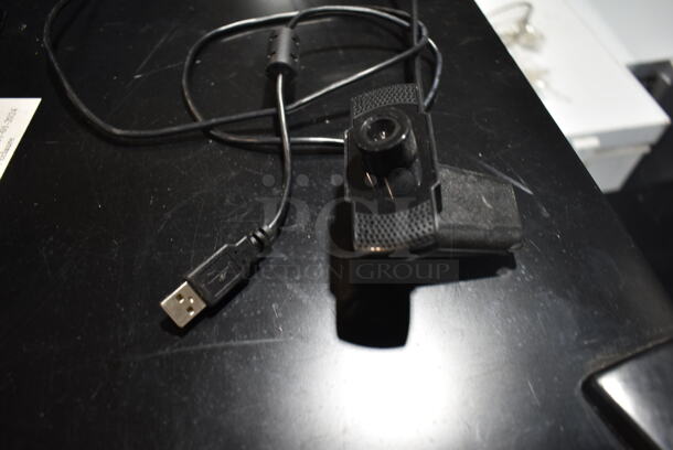 ALL ONE MONEY! Lot of Samsung 933SN Display, Keyboard, Webcam and Roll of Film - Image 4 of 12