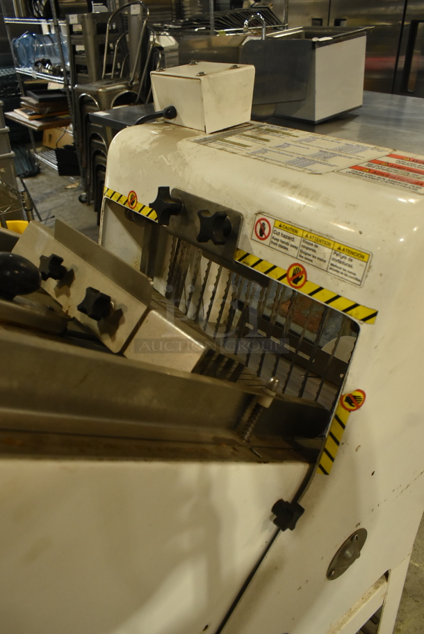 Oliver 797-32NC Metal Commercial Floor Style Bread Loaf Slicer. 115 Volts, 1 Phase. Tested and Working!  - Image 5 of 7