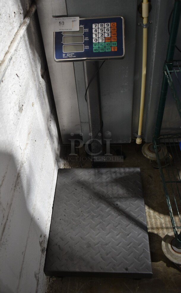Metal Commercial Floor Style 660 Pound Capacity Scale.  - Image 1 of 3