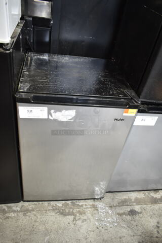 Haier HC27SW20RV Mini Cooler. 115 Volts, 1 Phase. Tested and Working!