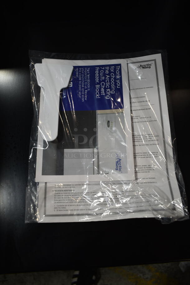 Arctic King ARC070SOARBB Metal Chest Freezer. 115 Volts, 1 Phase. Tested and Working! - Image 3 of 4