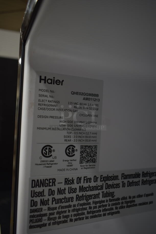 Haier QHE02GGMBBB Mini Cooler. 115 Volts, 1 Phase. Tested and Powers On But Does Not Get Cold - Image 4 of 4
