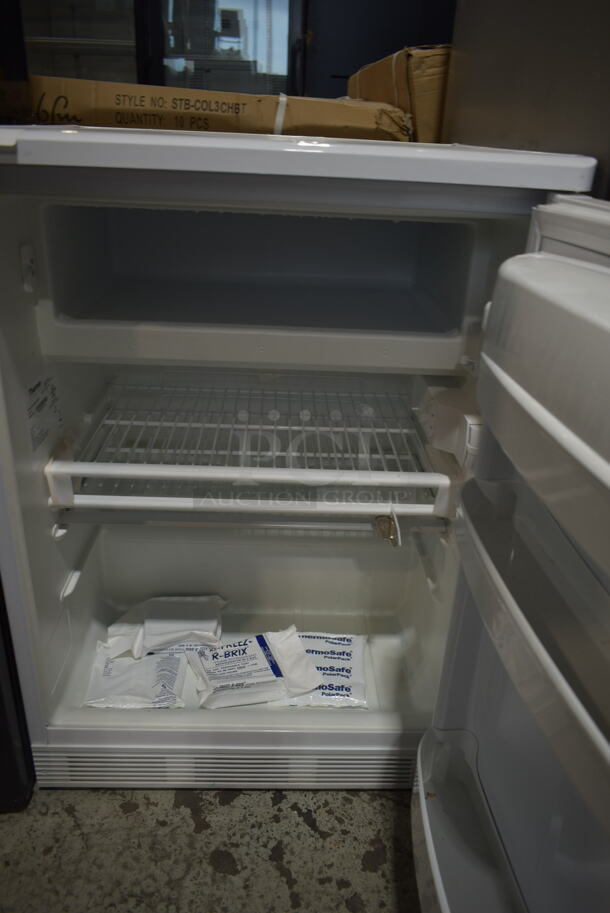 Thermo 05LCEETSA Mini Cooler. 115 Volts, 1 Phase. Tested and Working! - Image 2 of 4