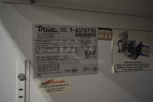 True GDM-12 Metal Commercial Single Door Reach In Cooler Merchandiser w/ Poly Coated Racks. 115 Volts, 1 Phase. Tested and Powers On But Does Not Get Cold - Image 3 of 3