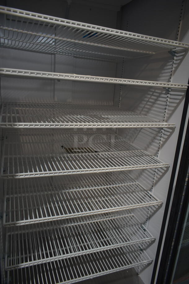 2021 True TSCI-600R-G-PH Metal Commercial Single Door Reach In Cooler Merchandiser w/ Poly Coated Racks. 115 Volts, 1 Phase. Tested and Working! - Image 2 of 4
