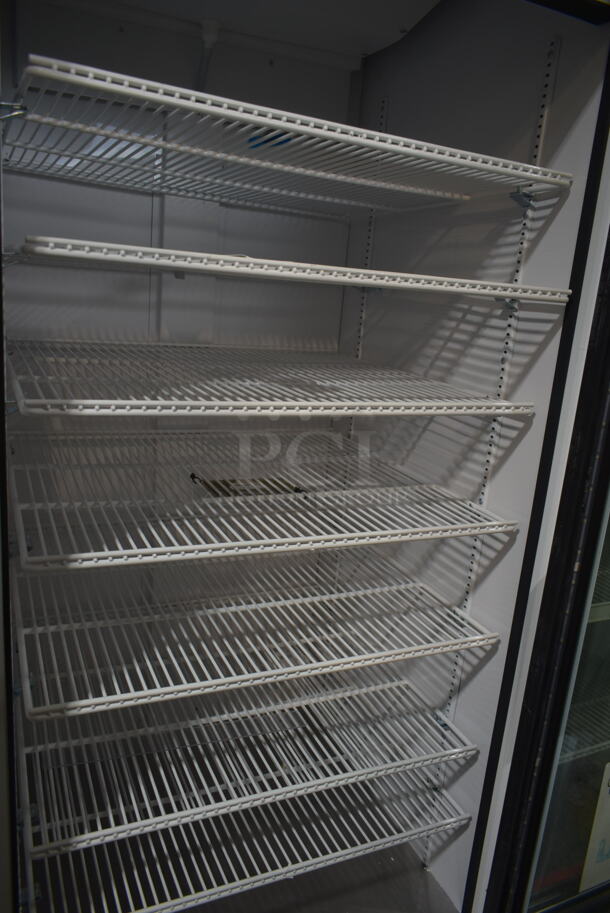 2021 True TSCI-600R-G-PH Metal Commercial Single Door Reach In Cooler Merchandiser w/ Poly Coated Racks. 115 Volts, 1 Phase. Tested and Working! - Image 3 of 4