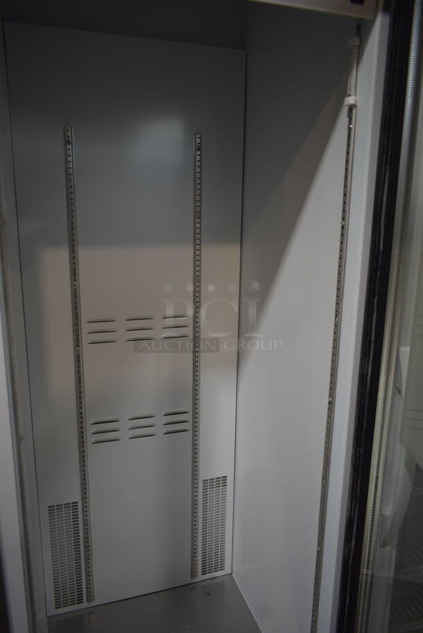 2019 Habco SE18 Metal Commercial Single Door Reach In Cooler Merchandiser. 115 Volts, 1 Phase. Tested and Working! - Image 4 of 5