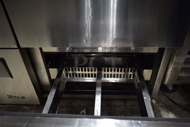 Turbo Air TUF-48SD-D4-N Stainless Steel Commercial 4 Drawer Undercounter Freezer. 115 Volts, 1 Phase. Tested and Working! - Image 4 of 8