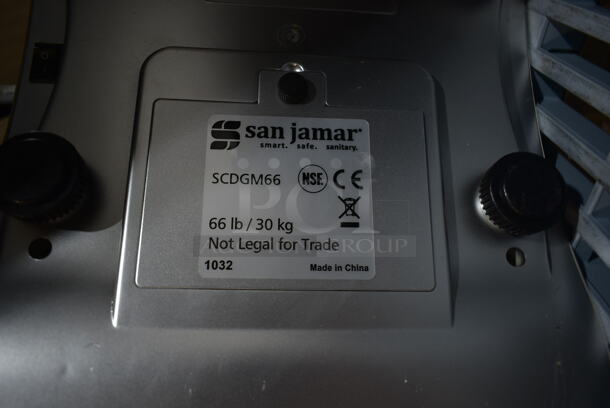 San Jamar Escali SCDGM66 Metal Countertop 66 Pound Capacity Scale. Tested and Working! - Image 2 of 2