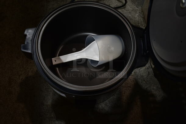 Proctor Silex Hamilton Beach 37540 Stainless Steel Countertop Rice Cooker. 120 Volts, 1 Phase. Tested and Working! - Image 4 of 5