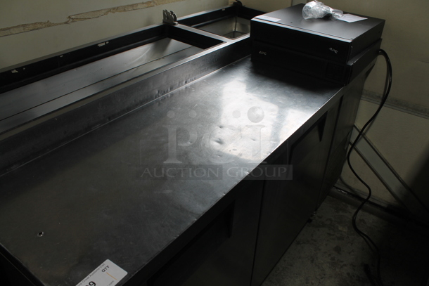 2017 True TPP-67 Stainless Steel Commercial Pizza Prep Table on Commercial Casters. No Lids. 115 Volts, 1 Phase. 115 Volts, 1 Phase. Tested and Does Not Power On - Image 4 of 12