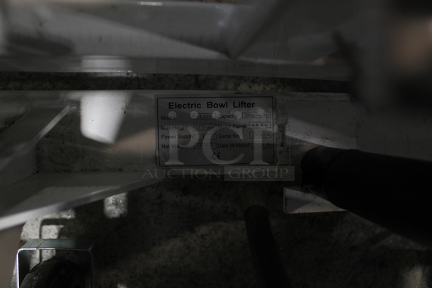 2023 CU030 Metal Commercial Battery Powered 440 Pound Capacity Automatic Bowl Lift. Comes w/ Key! Tested and Working! - Image 7 of 7