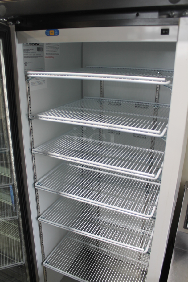 2019 Habco SE18 Metal Commercial Single Door Reach In Cooler Merchandiser w/ Poly Coated Racks. 115 Volts, 1 Phase. Tested and Working! - Image 3 of 4