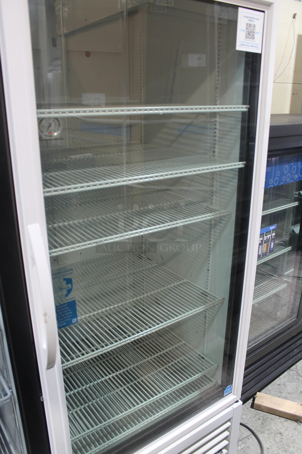 2022 True TSCI-600R-G-PH Metal Commercial Single Door Reach In Cooler Merchandiser w/ Poly Coated Racks. 115 Volts, 1 Phase. Tested and Working! - Image 2 of 4