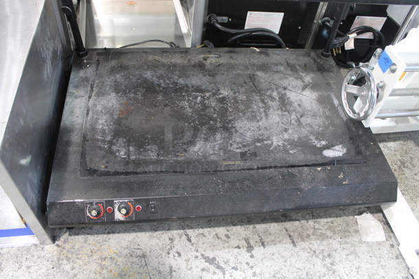 Hatco Metal Commercial Countertop Heated Display Merchandiser. Tested and Working! - Image 3 of 4