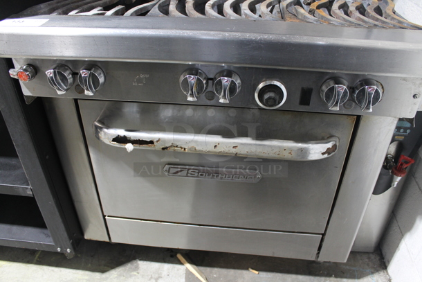 Southbend 4362D Stainless Steel Commercial Natural Gas Powered 6 Burner Range w/ Oven, Over Shelf and Back Splash. 162,000 BTU. - Image 4 of 7