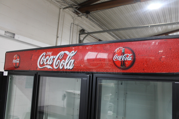 True GDM-72 Metal Commercial 3 Door Reach In Cooler Merchandiser. 115 Volts, 1 Phase. Tested and Working! - Image 2 of 7