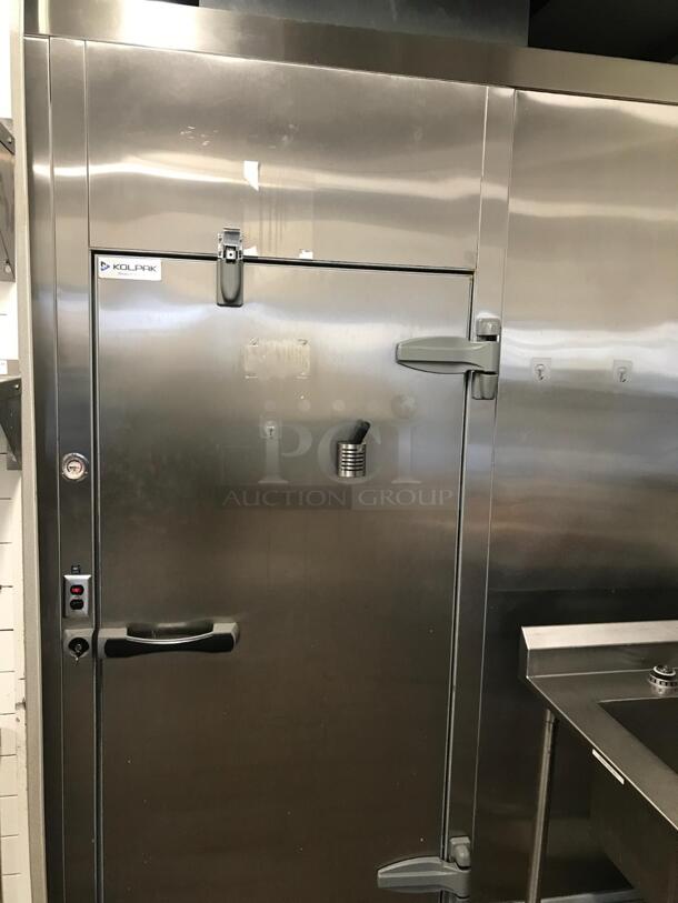 10'x12' Kolpak SELF CONTAINED Walk In Cooler Box  w/ Kolpak PC099T3 208-230 Volts, 1 Phase Compressor and Condenser. Information Provided By The Consignor But Not Verified By PCI Auctions. Picture of the Unit Before Removal Is Included In the Listing. - Image 1 of 8