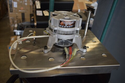 BRAND NEW SCRATCH AND DENT! CresCor FL-0655 Motor Blower Assembly. 