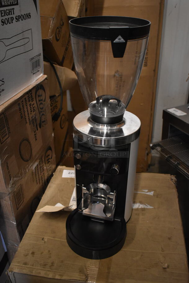 BRAND NEW SCRATCH AND DENT! Mahlkonig E65W 2.6 lb. White Espresso Grinder. 120 Volts, 1 Phase. Tested and Working! - Image 8 of 12