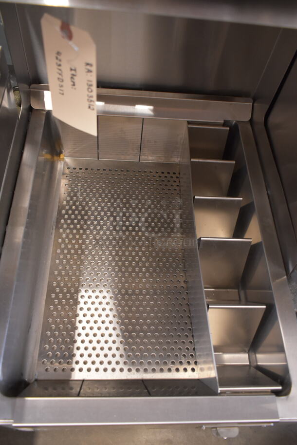 BRAND NEW SCRATCH AND DENT! ServIt 723FFDS17 Stainless Steel Commercial 17" Stainless Steel Fry Dump Holding Station. 120 Volts, 1 Phase. Tested and Working! - Image 4 of 5