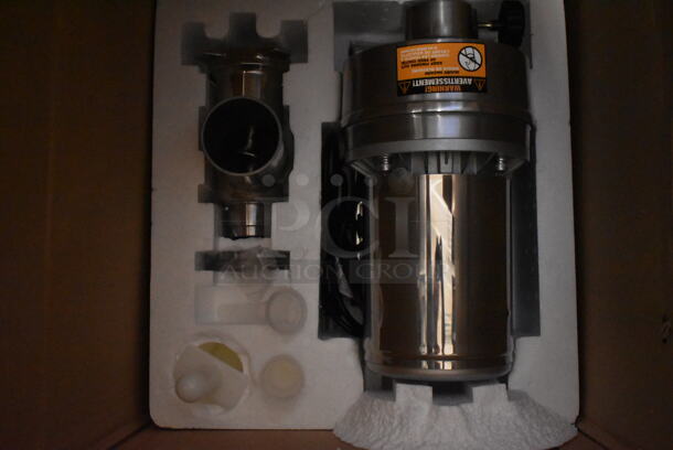 BRAND NEW SCRATCH AND DENT! Backyard Pro 554BSG22 Stainless Steel Butcher Series #22 Electric Meat Grinder. 120 Volts, 1 Phase. Tested and Working! - Image 5 of 9