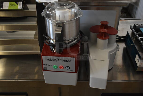 BRAND NEW SCRATCH AND DENT! Robot Coupe 649R2NULTRA Combination Food Processor with 3 Qt. / 3 Liter Stainless Steel Bowl, Continuous Feed & 2 Discs. Tested and Working! - Image 8 of 9