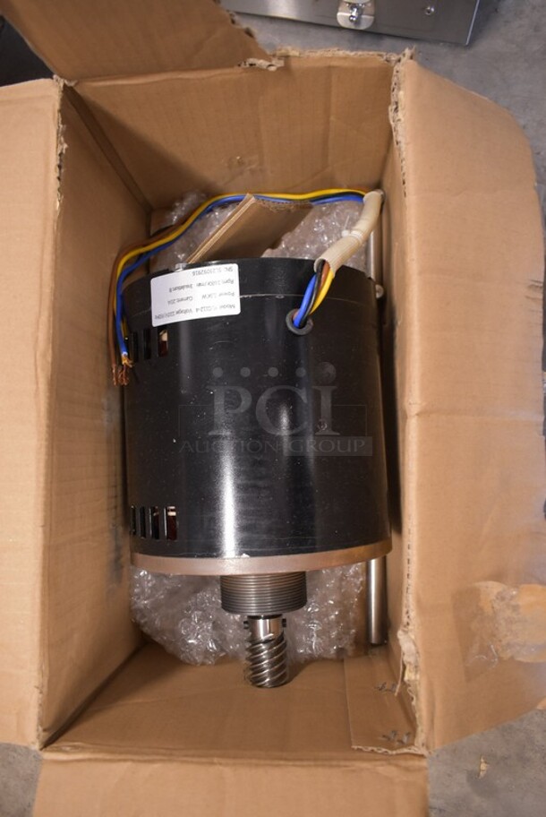 BRAND NEW SCRATCH AND DENT! Main Street Equipment 541PCM30MTR Motor Assembly for CMIX30 - Image 3 of 5