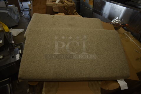 BRAND NEW SCRATCH AND DENT! Rec Pro DC-4022-CLO-2 Cushions