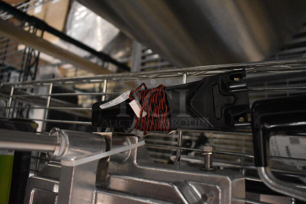 BRAND NEW SCRATCH AND DENT! Metal Commercial Lettuce Cutter. - Image 4 of 7