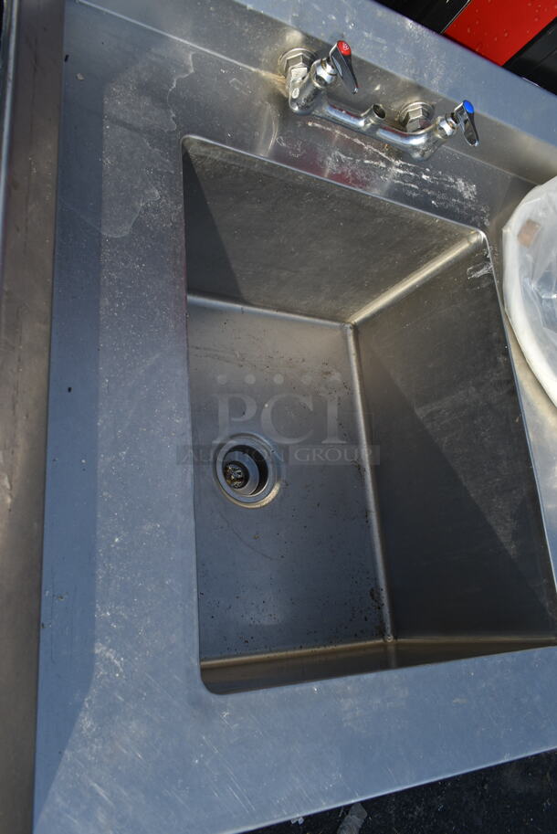 Stainless Steel Single Bay Sink in Counter.  - Image 3 of 6