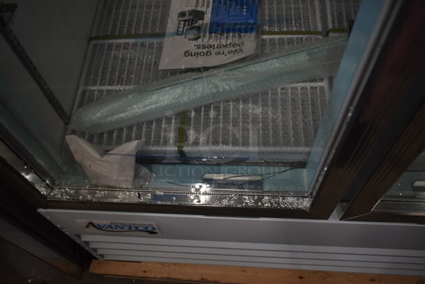 BRAND NEW SCRATCH AND DENT! 2023 Avantco 178GDC40HCW 48" White Swing Glass Door Merchandiser Refrigerator with LED Lighting. See Pictures For Damage. 115 Volts, 1 Phase. Tested and Working! - Image 6 of 8
