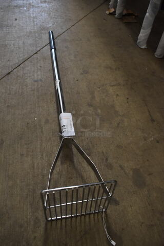 BRAND NEW SCRATCH AND DENT! Stainless Steel Masher. 