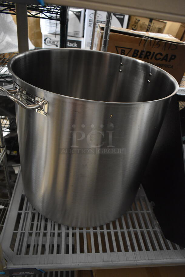 BRAND NEW SCRATCH AND DENT! Vigor Stainless Steel Stock Pot w/ Lid.  - Image 3 of 6