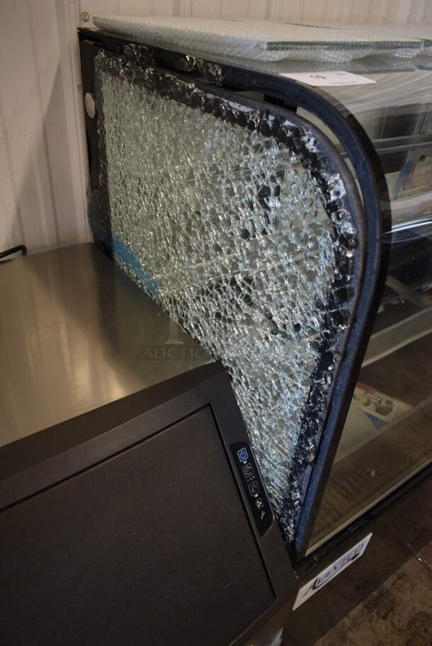 BRAND NEW SCRATCH AND DENT! Avantco 193BCD72B Metal Commercial Floor Style Deli Display Case Merchandiser on Commercial Casters. Side Glass Panes are Damaged. 110-120 Volts, 1 Phase. Tested and Powers On But Does Not Get Cold - Image 5 of 10